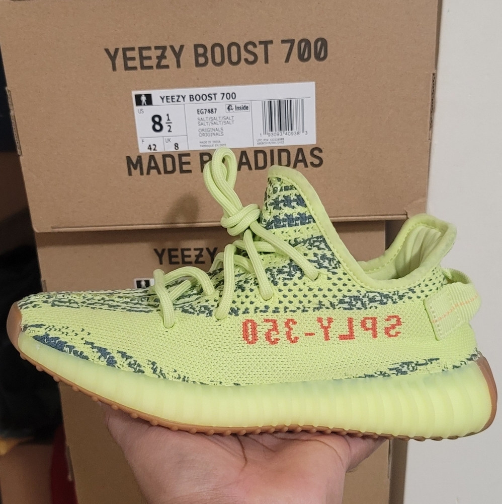 Adidas Yeezy Boost 350 v2